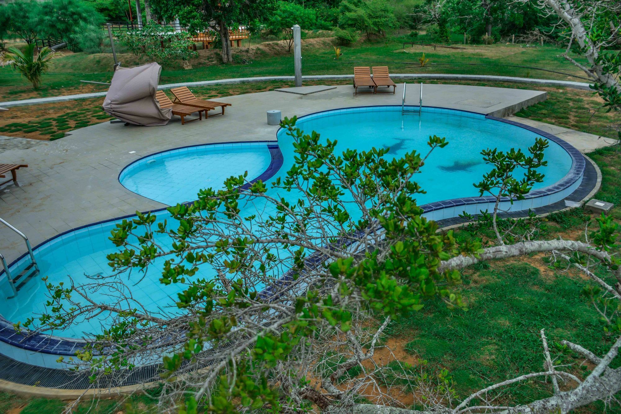 Lake Villa Resort 티사마하라마 외부 사진